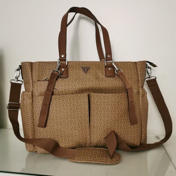 Guess Diaper Bag / Travel Bag | Color: Mocha| Size large - Picture 3 of 13
